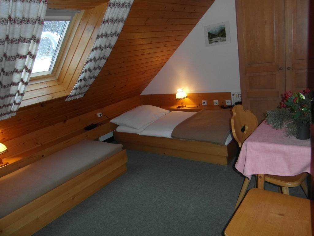 Farm Kosir Villa Kranjska Gora Værelse billede
